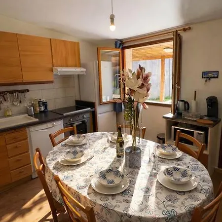 Duplex Entre Paris Et 펜션 Gouvernes